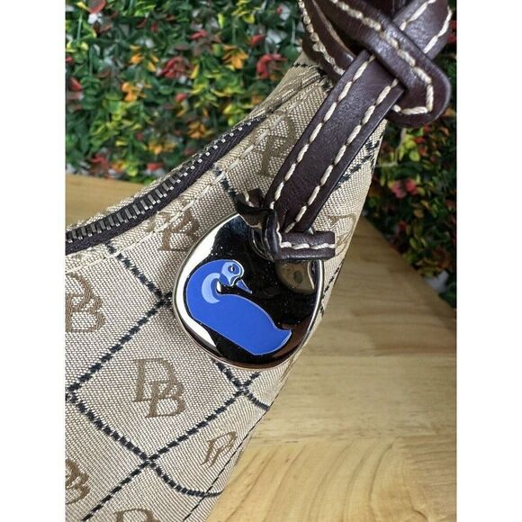 Dooney & Bourke Small Signature Shoulder Bag Tan Brown Beige Purse Hobo Mini GUC - Picture 2 of 13